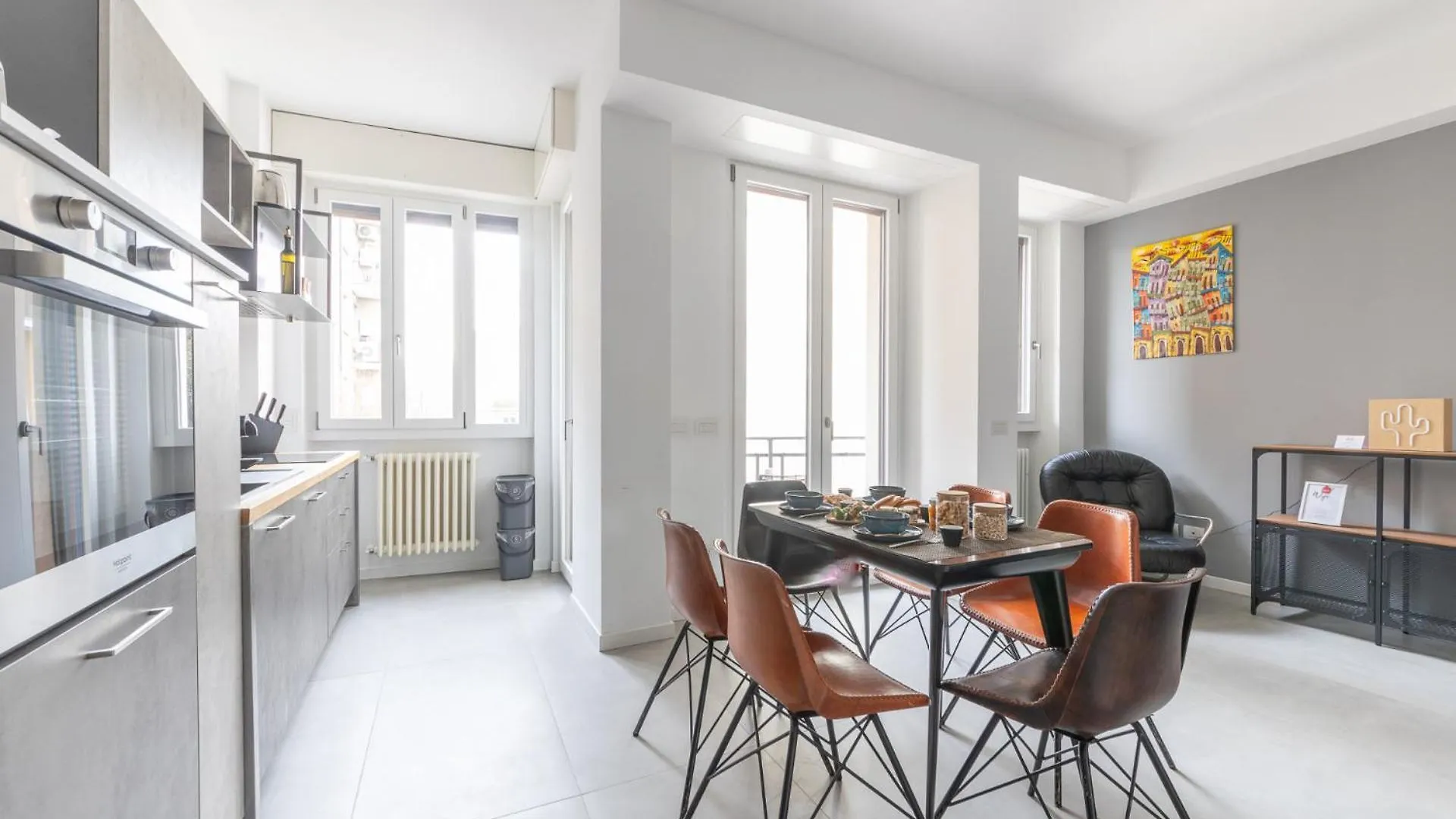 Modern And Comfortable Apartment In Cenisio Area Milan 0*,  Italy