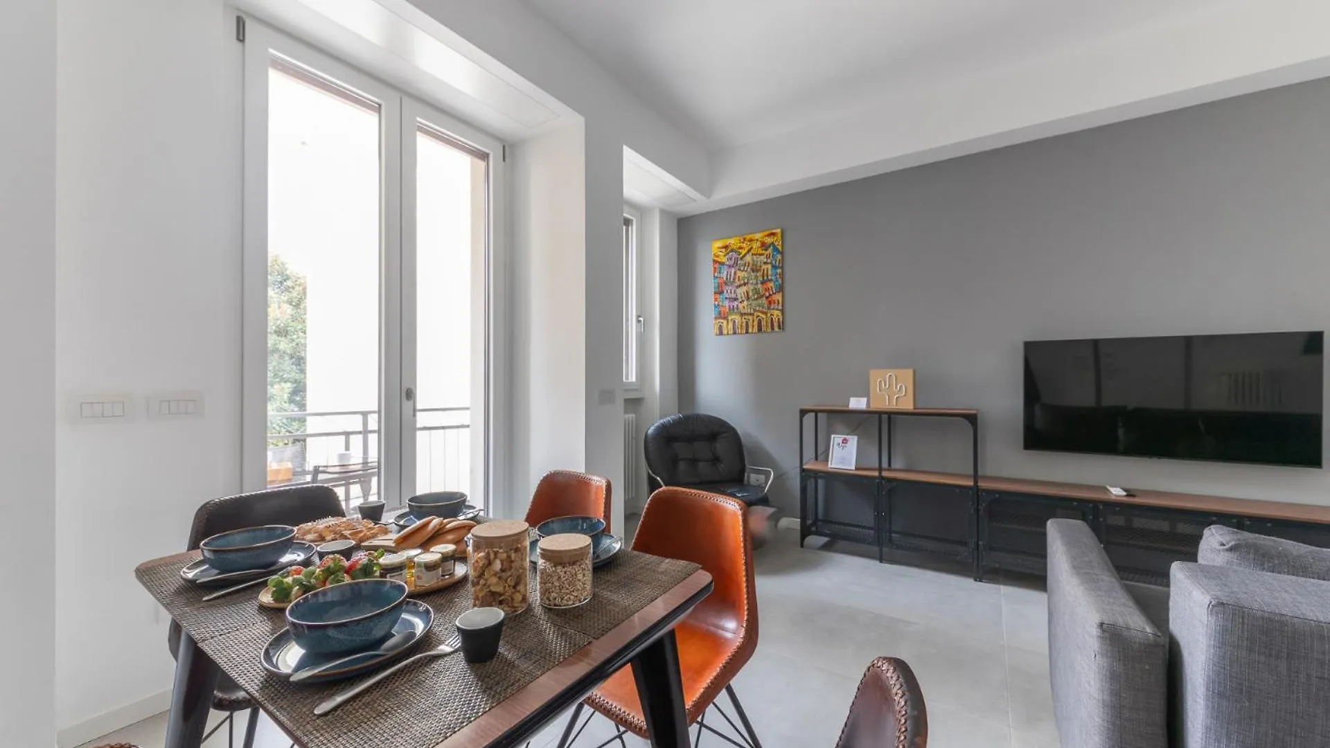 Modern And Comfortable Apartment In Cenisio Area Milán Itálie