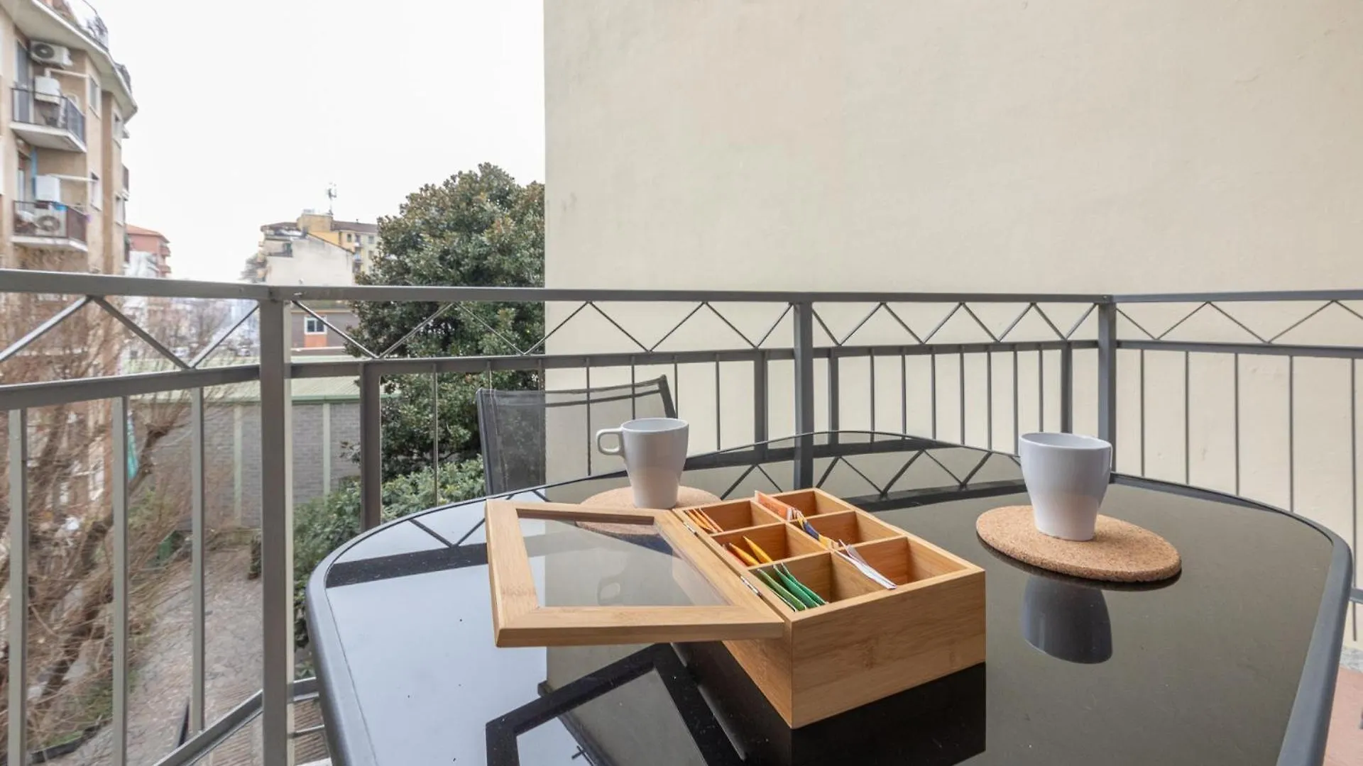 Modern And Comfortable Apartment In Cenisio Area Milán