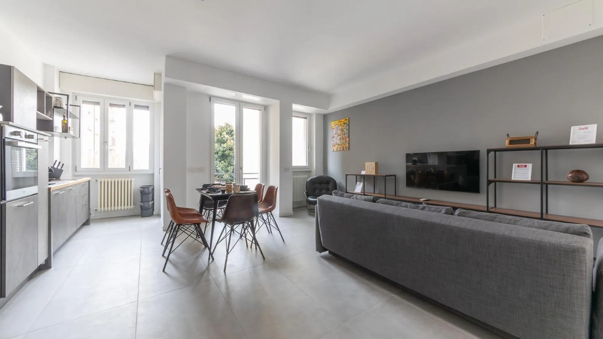 Modern And Comfortable Apartment In Cenisio Area Milán